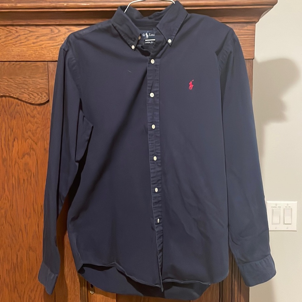 Ralph Lauren Men’s Large Classic Fit Button Down Shirt